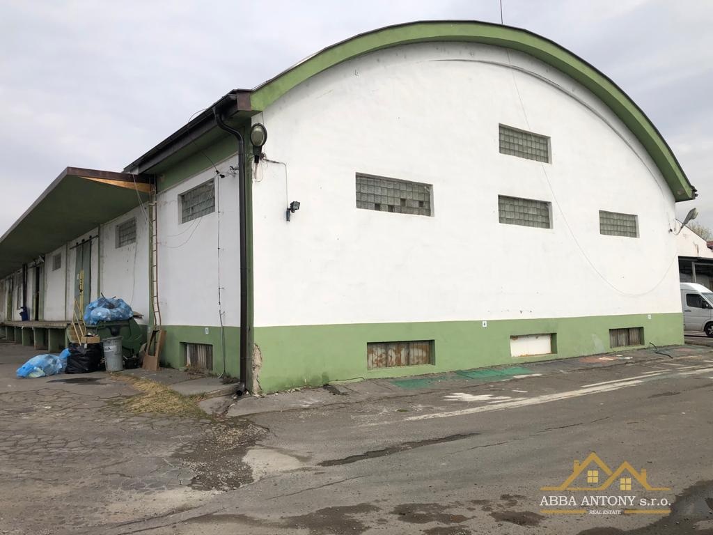 Priemyselný areál vo Zvolene – možnosť kúpy jednotlivých hál - 12