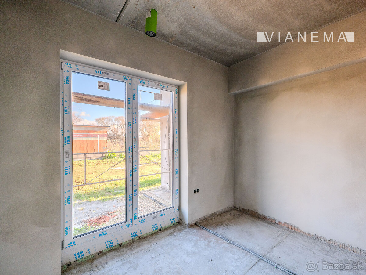 IBA U NÁS Na predaj 4i rodinný dom, Dvorec, 572m2, BNB - 12