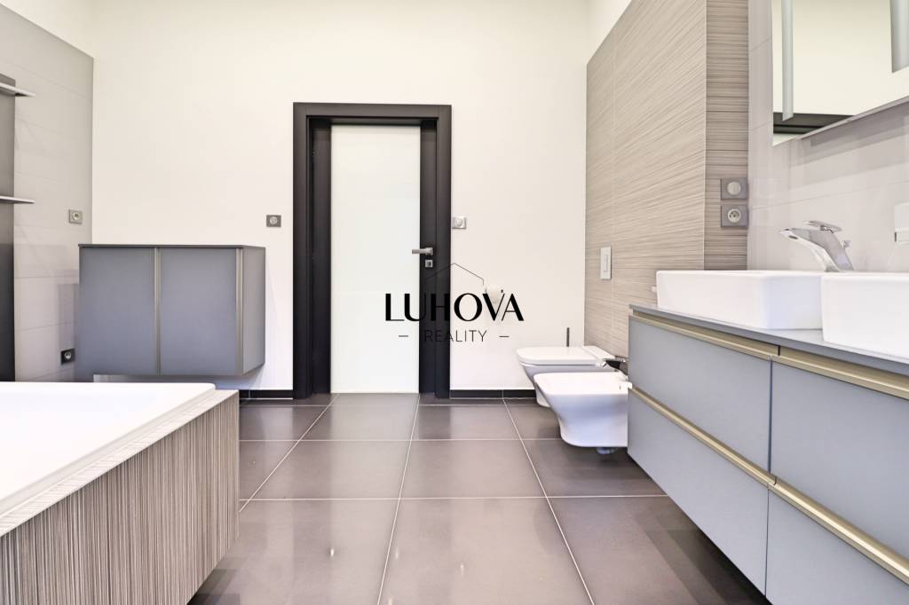 Elegantný 3-izbový byt - 12