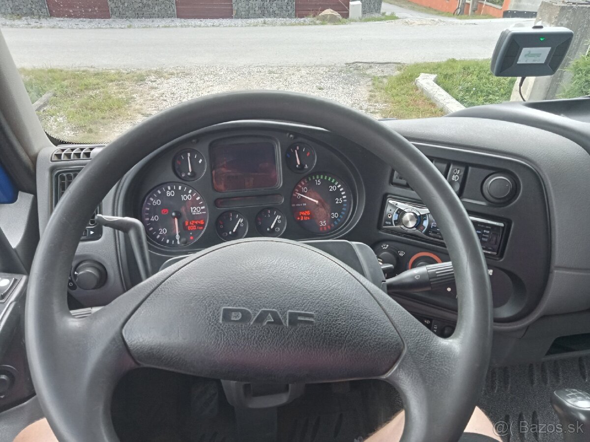 DAF LF55.180 hákový nosič kontajnerov - 12