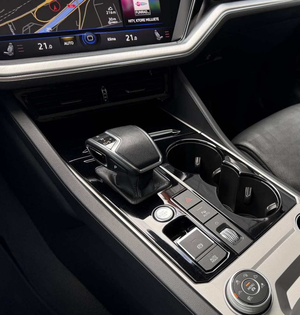 Volkswagen Touareg 3.0TDI V6 4Motion ELEGANCE - 12