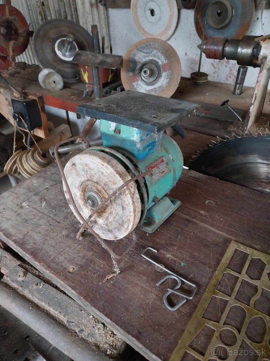 Vypratavame dom po starých rodičoch - 12