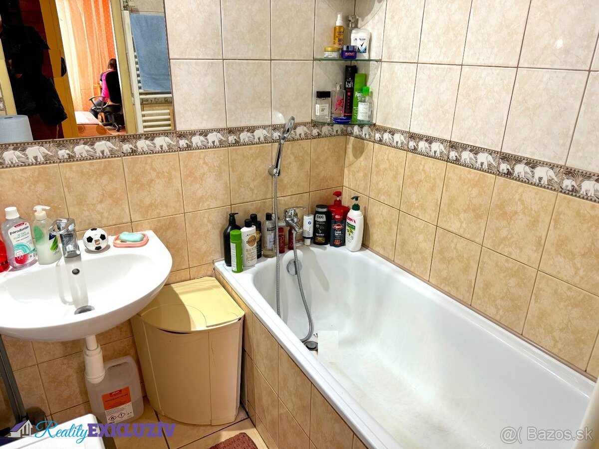 Na predaj 4 izbový byt, Lučenec, tehlový, 78 m2, centrum - 12