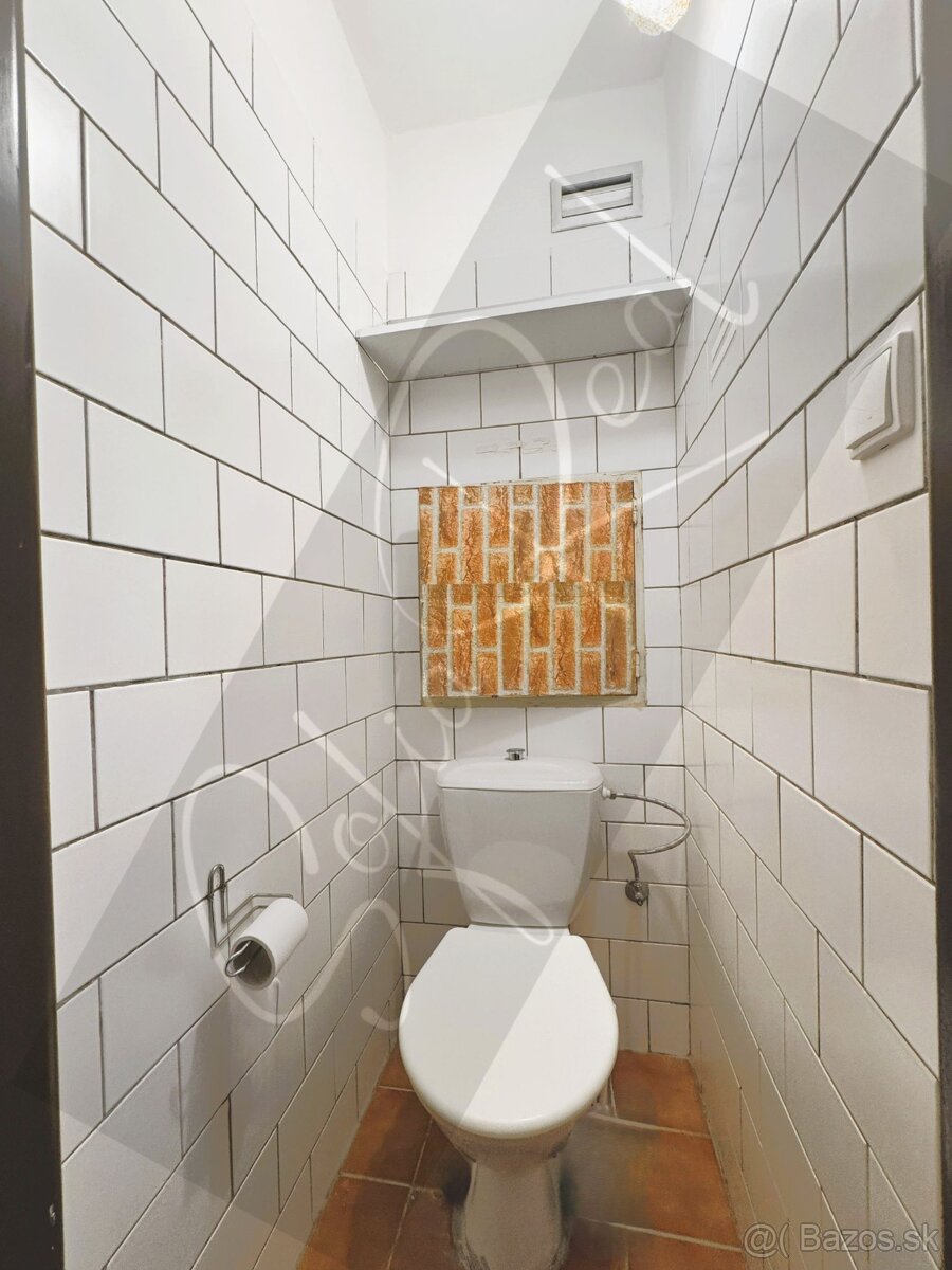 PRENÁJOM - VOĽNÝ ihneď: zariadený 3-izbový byt; Rača - 12