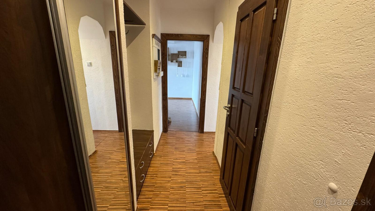 Prenájom, zariadený 2 izbový byt v centre - 12