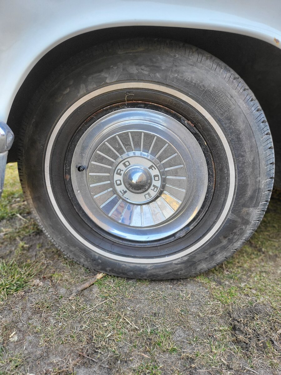 Ford Thanderbird - 12