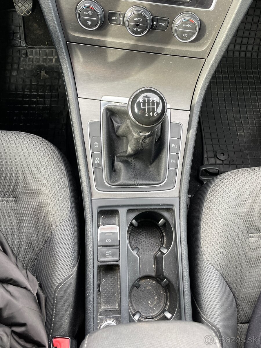VOLKSWAGEN GOLF VII - NA PREDAJ / SPLATKY - 12