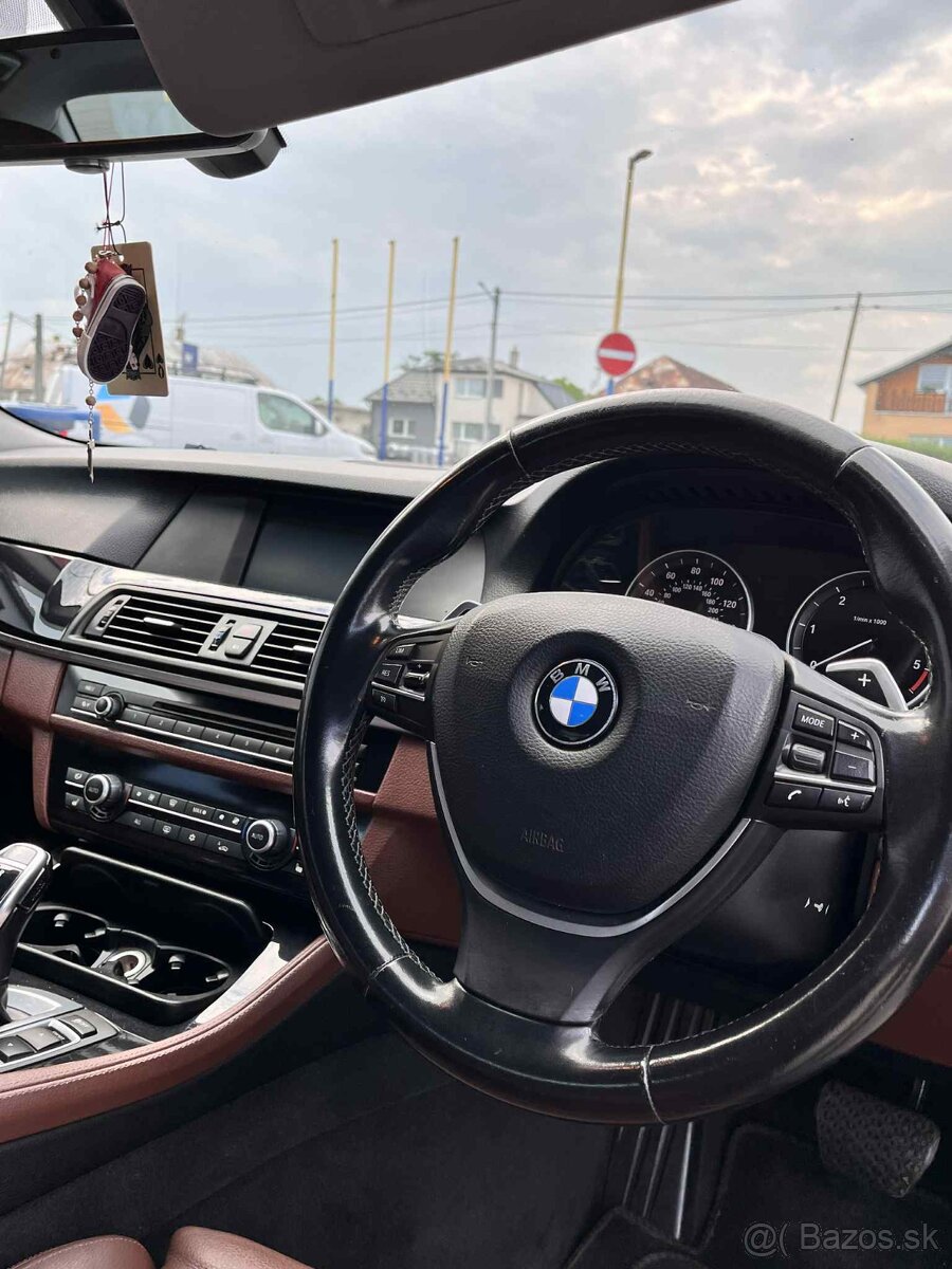 Predam bmw f10 520d - 12