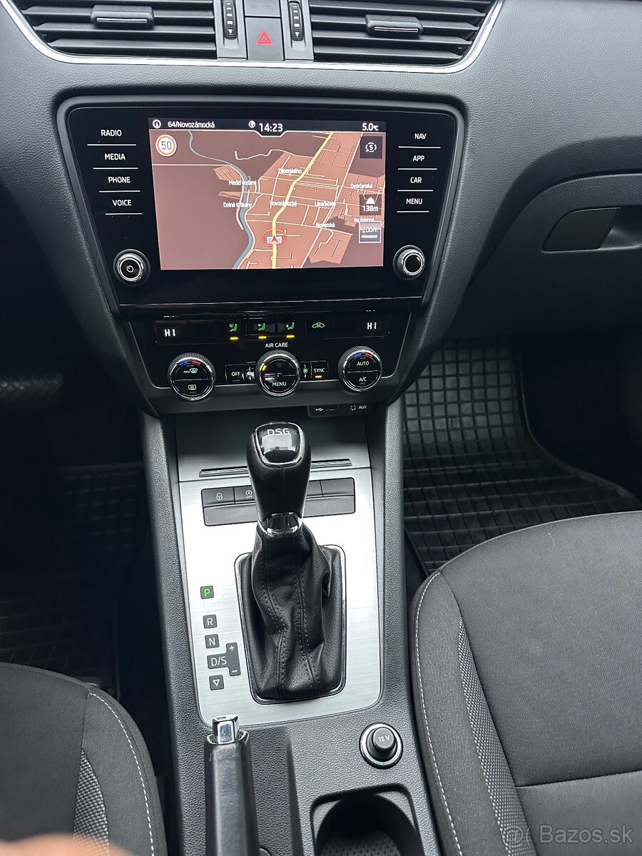 Škoda Octavia 3 2.0tdi Dsg - 12