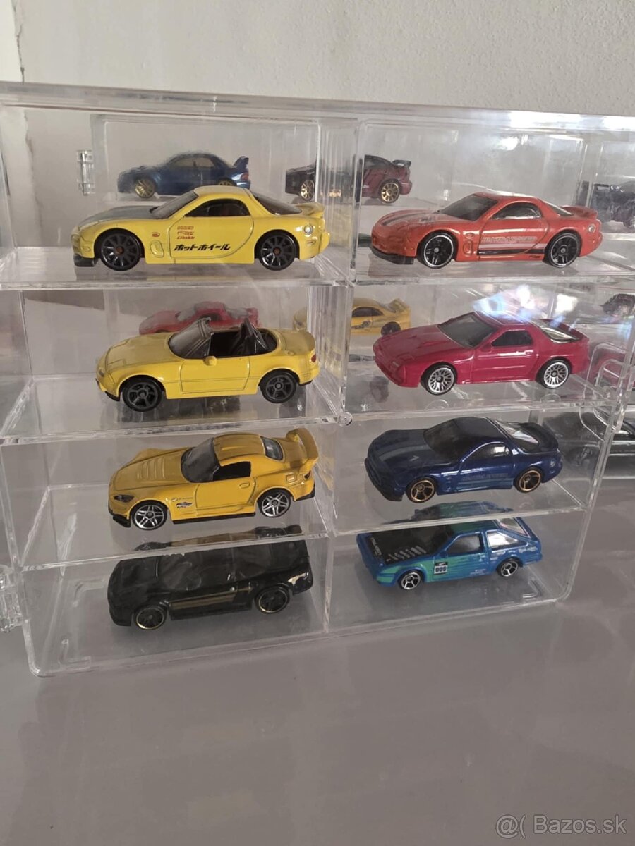 Hotwheels autíčka - 12