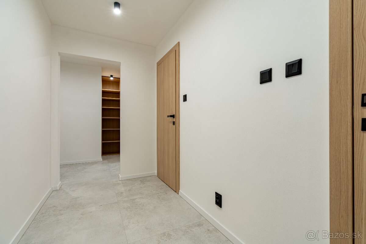 Zrekonštruovaný 3-izb. byt v skvelej lokalite Kuzmányho sídl - 12