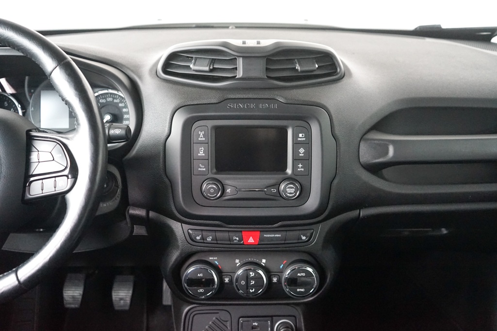 441- Jeep, Renegade, 2018, benzín, 1.6i Night Eagle,81kw - 12