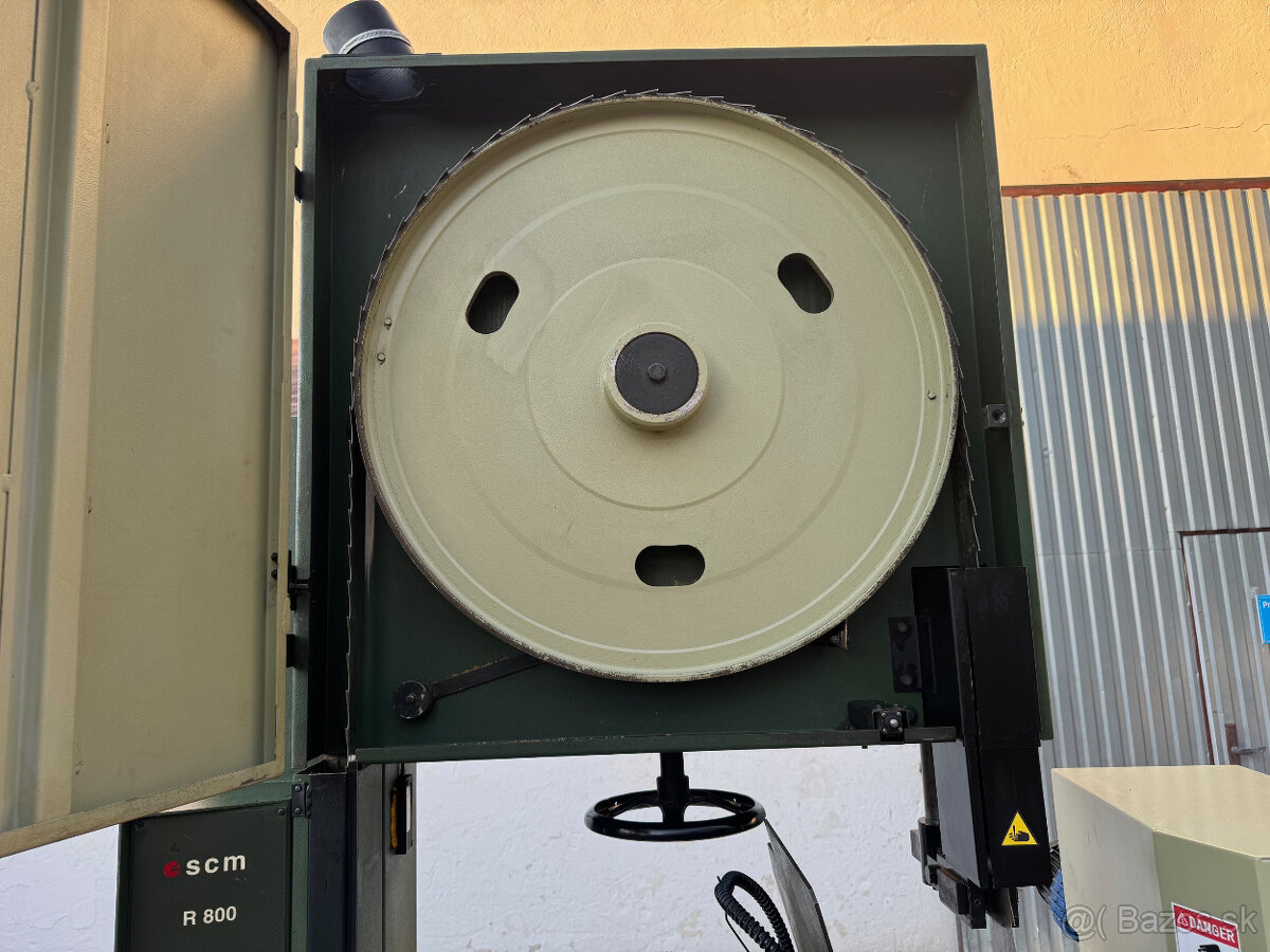 Pásová píla SCM R800 - 12