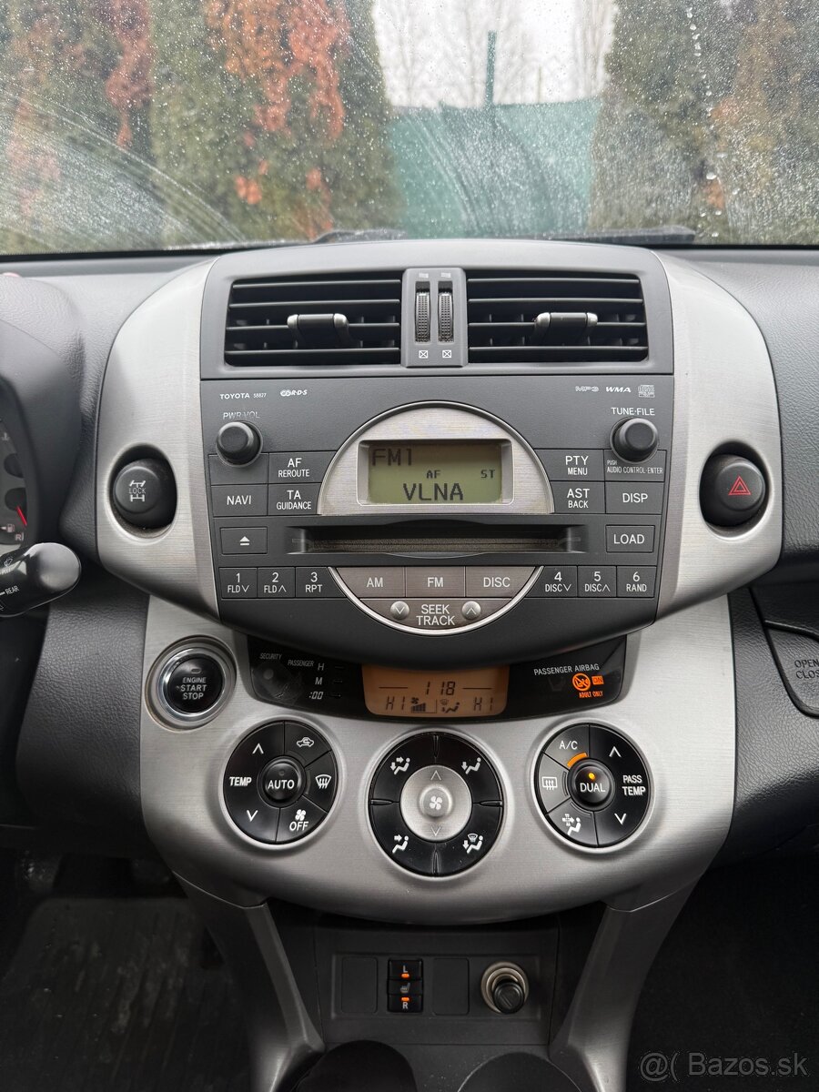 Toyota Rav4 2.2 D4D 4x4 - 12