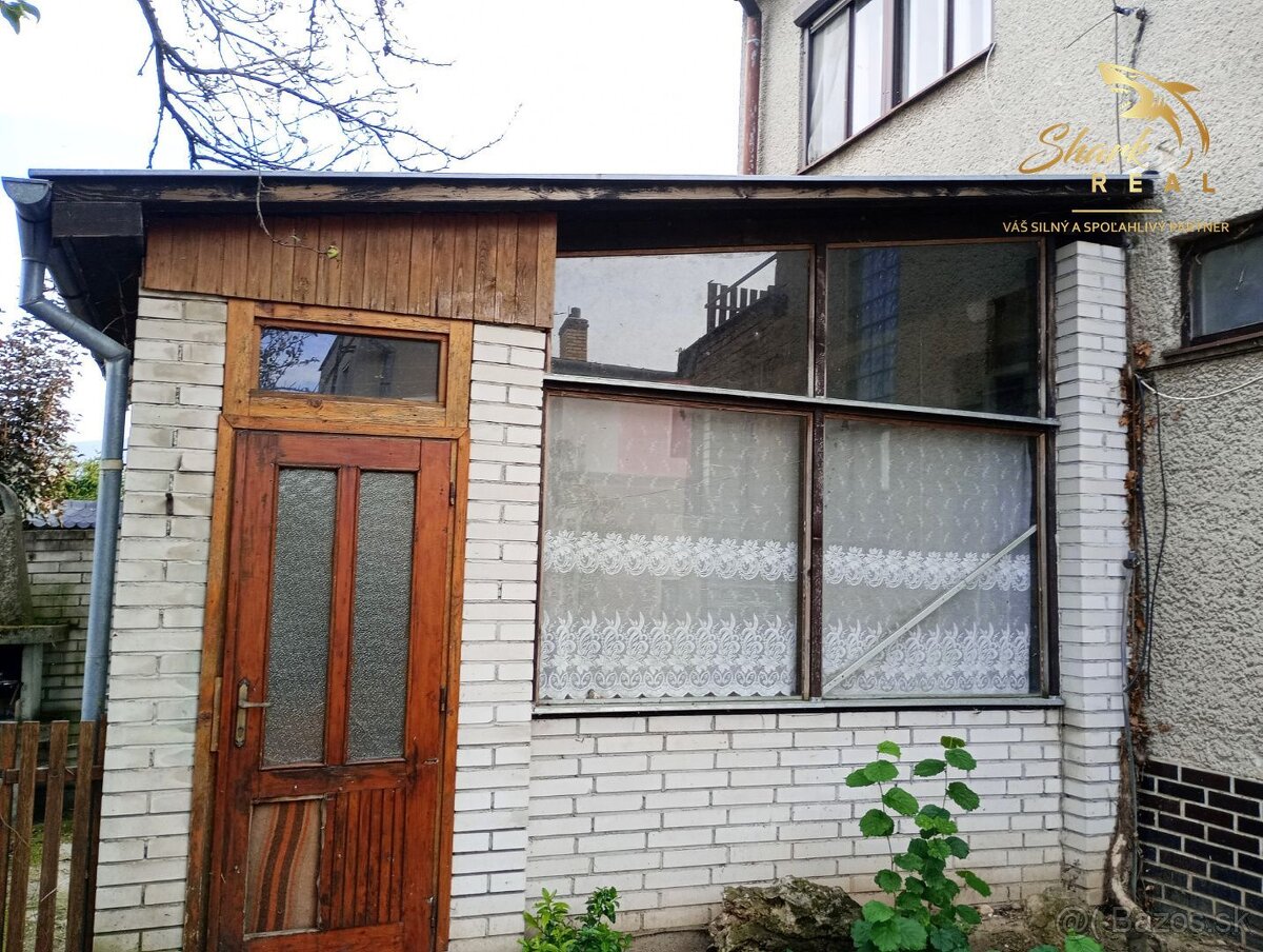 6-izbový rodinný dom v Kovarciach na bývanie i podnikanie - 12