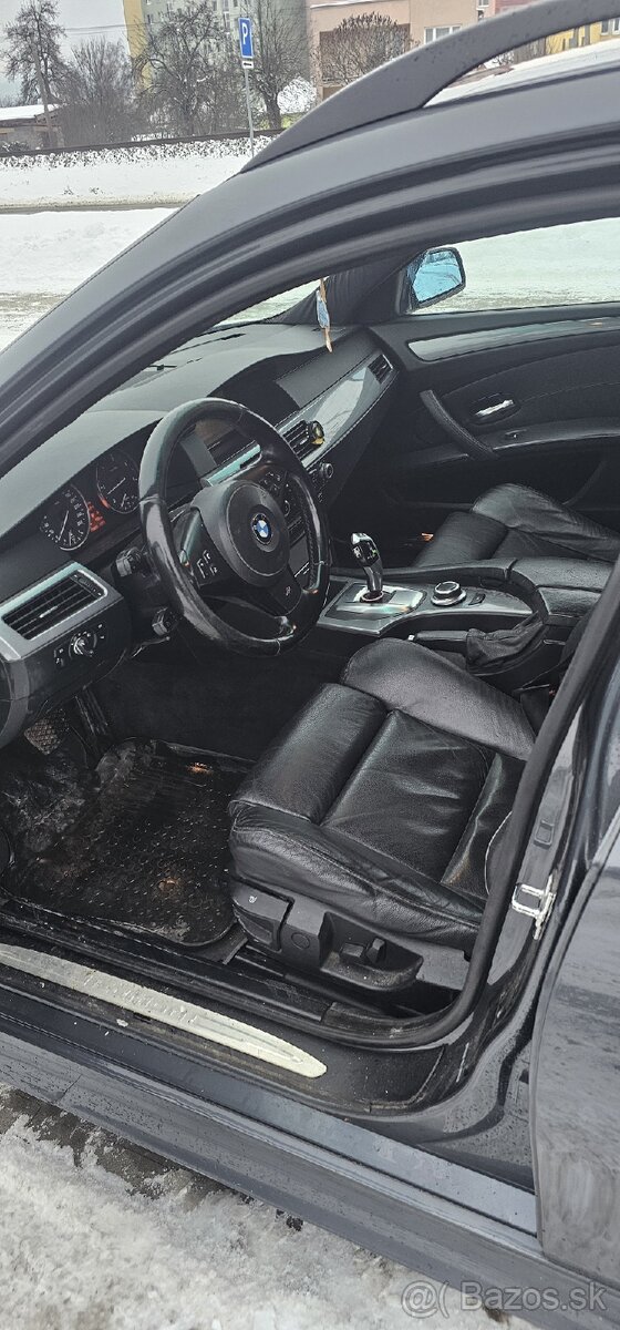 Predam bmw e61 530i lci - 12