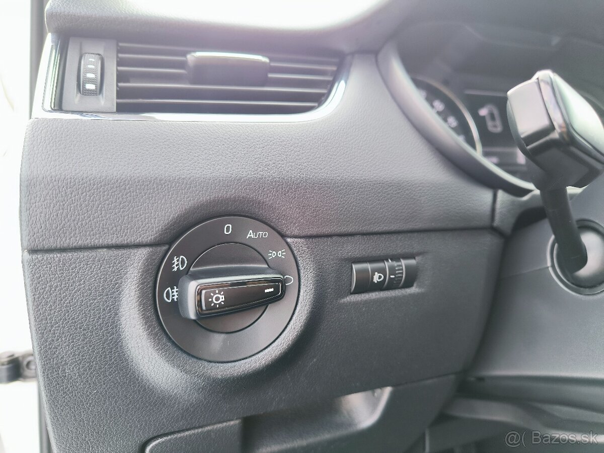 Škoda Octavia Combi 1.6TDI - 2013 - Ambition - 12