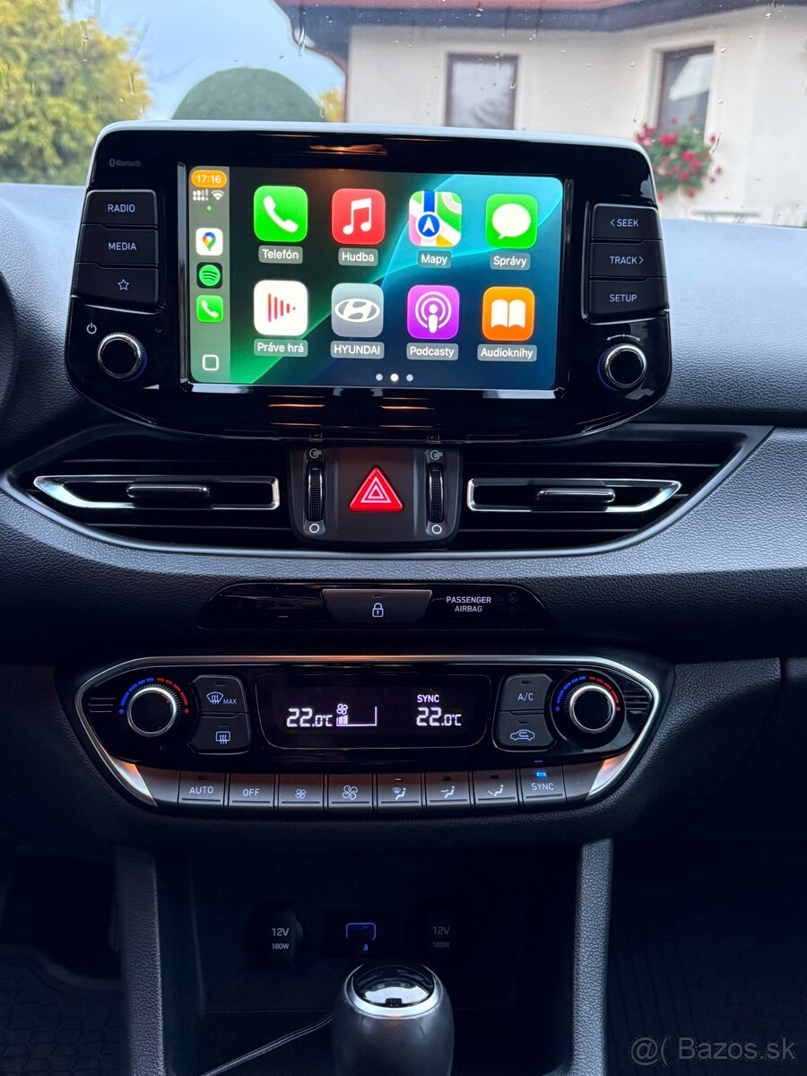 Hyundai i30 CW 1.5 TGDi BENZÍN + mHEV, AUTOMAT, kúpené v SR - 12