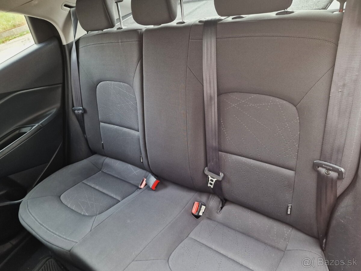 Kia Rio 1.25 CVVT 62.5KW M5 SR 1 majiteľ servis len KIA - 12