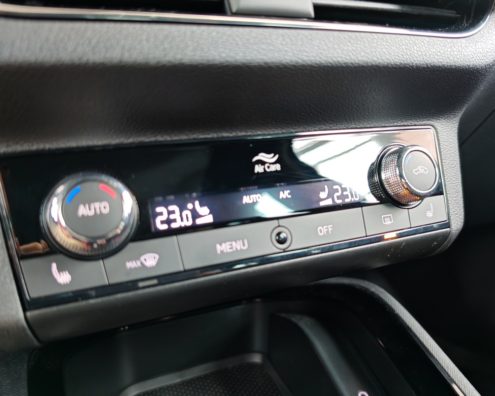 Škoda Scala 1.5 TSI Monte Carlo// AJ NA SPLÁTKY// - 12