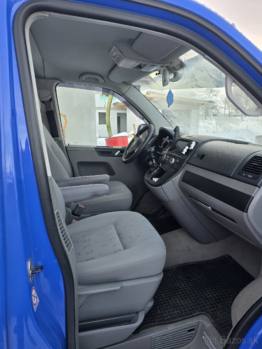 VW Multivan T5 - 12