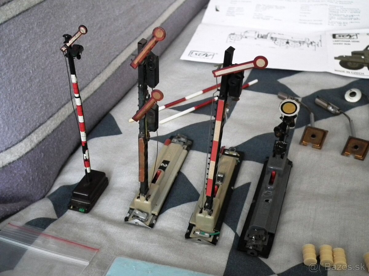 Predam H0 Doplnky Model. Zeleznicky - 12