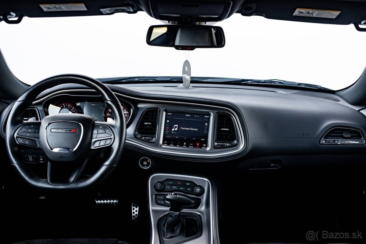 Dodge Challenger R/T, 5,7 HEMI - 12
