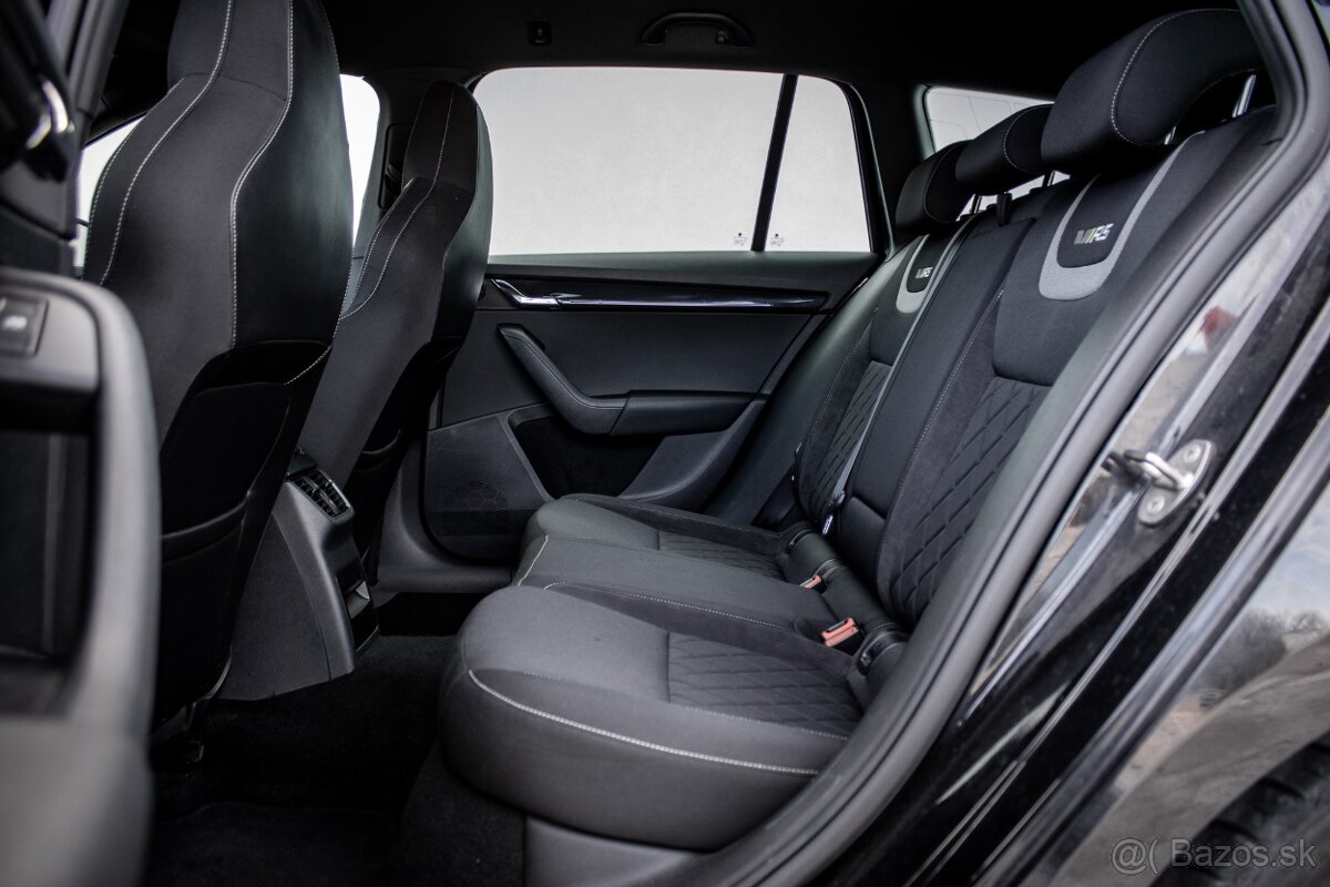 Škoda Octavia Combi 2.0TDI RS DSG - 12