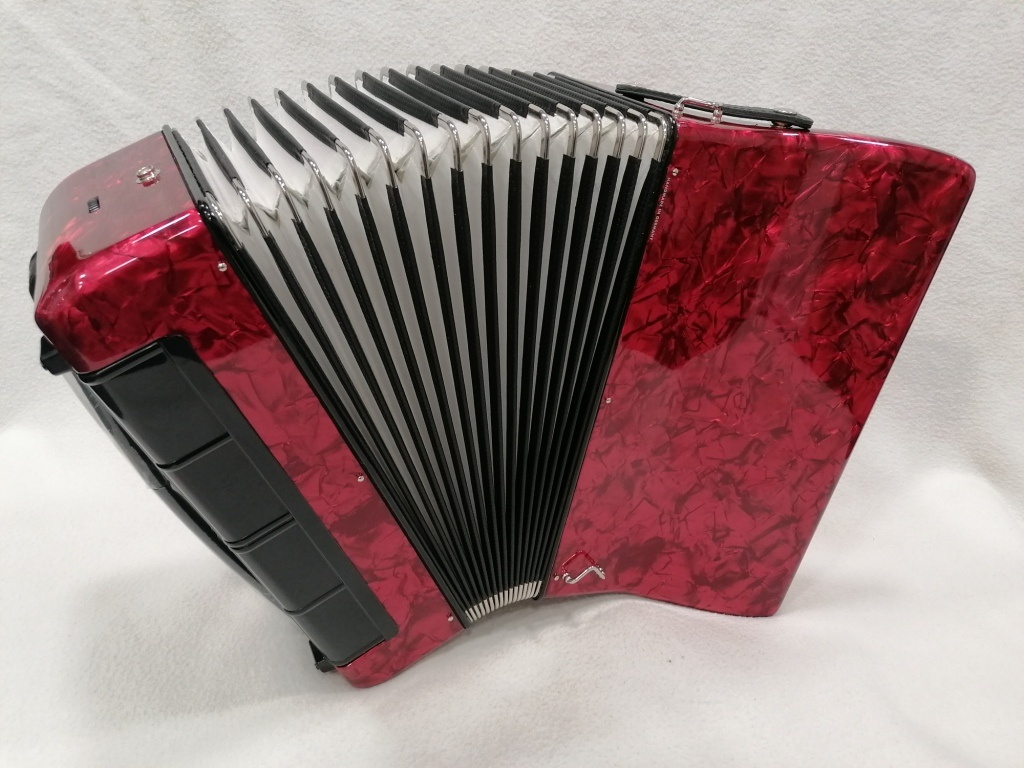 akordeon weltmeister kristall 60 basovy - 12