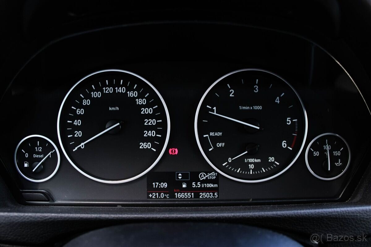 BMW Rad 3 Touring 318d - 12