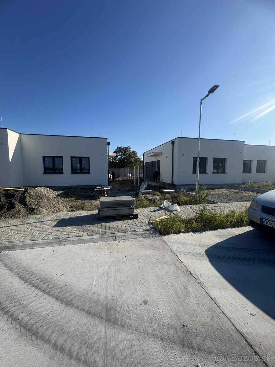 Na predaj 3-izbové DVIJDOMY - 12