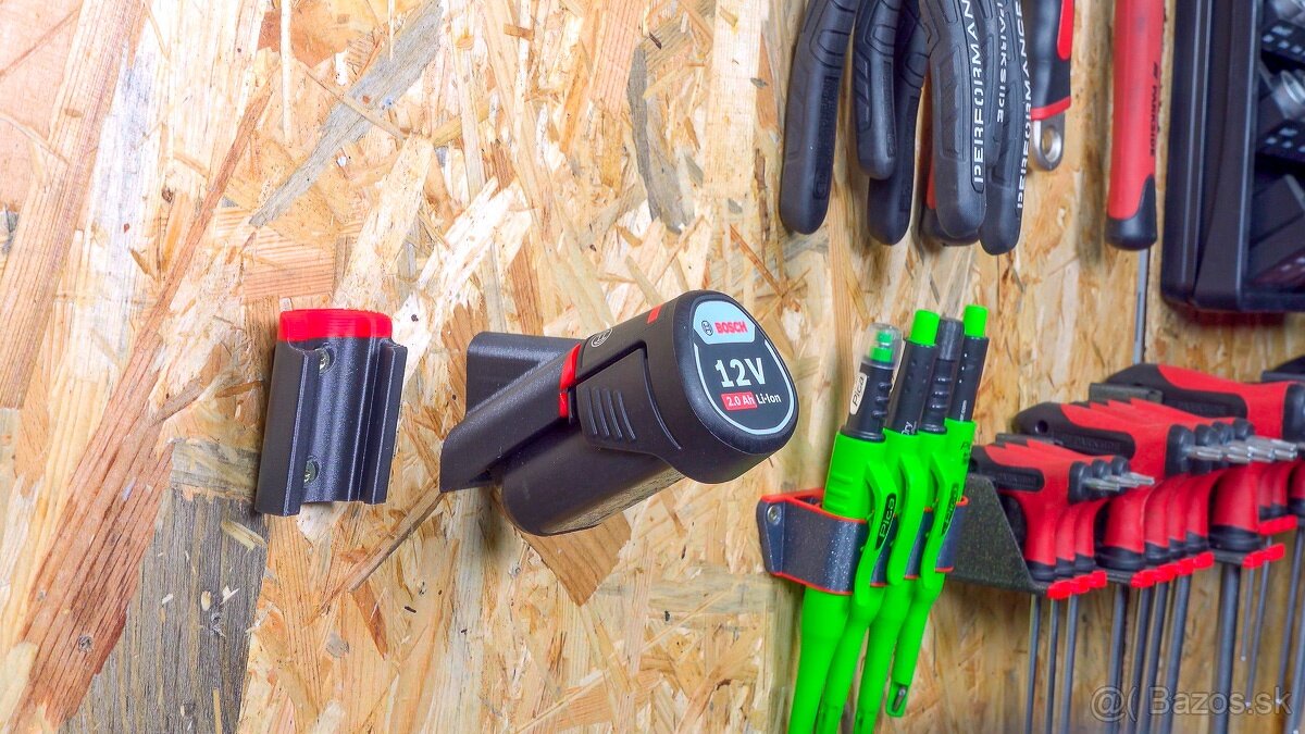 Držiaky batérií BOSCH 12V na stenu - 12