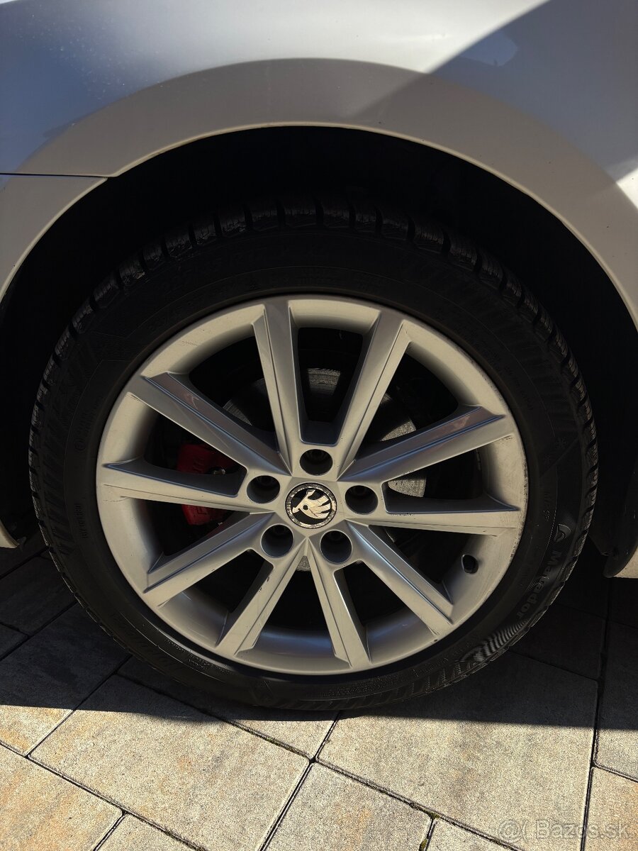 ŠKODA OCTAVIA 1.6 TDI - 12