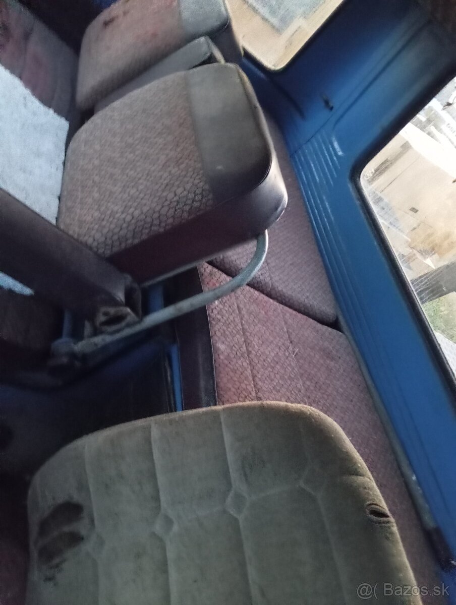 Liaz 100 vhodná na náhradné diely - 12