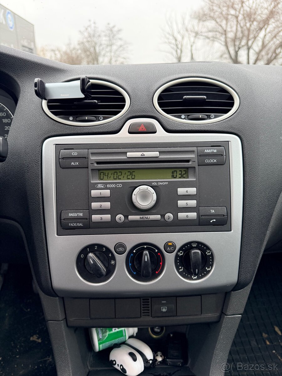 Ford FOCUS 2006 - 12