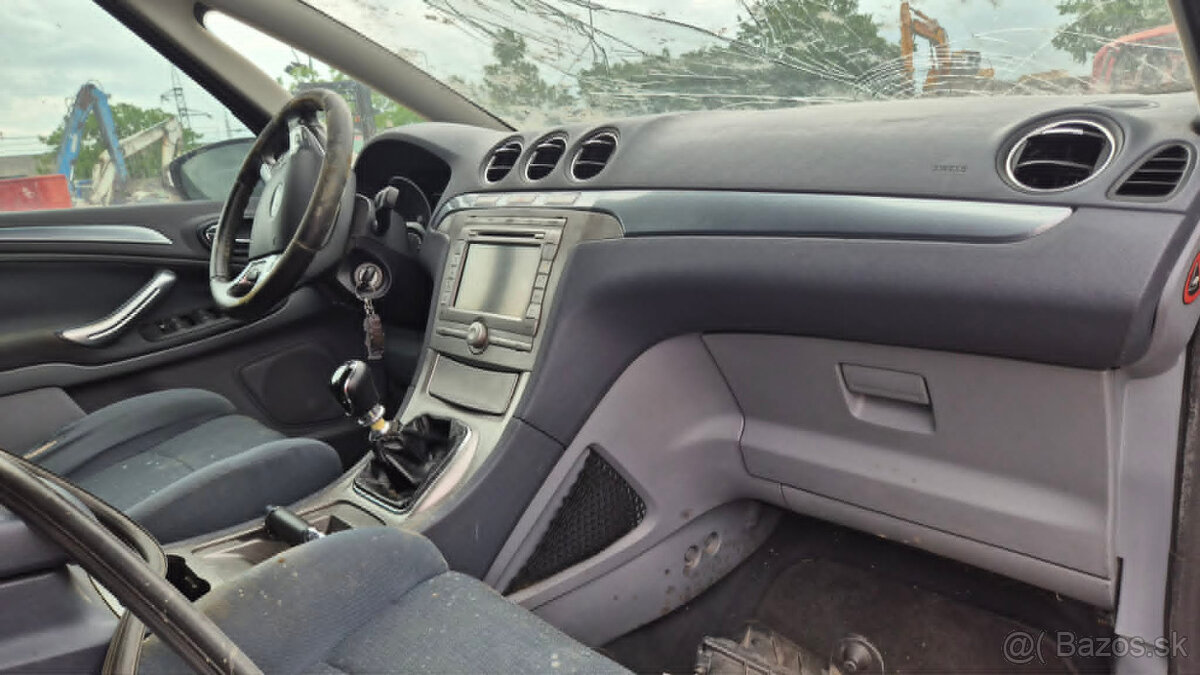 Ford S-Max 1,8tdci 92kw - 12