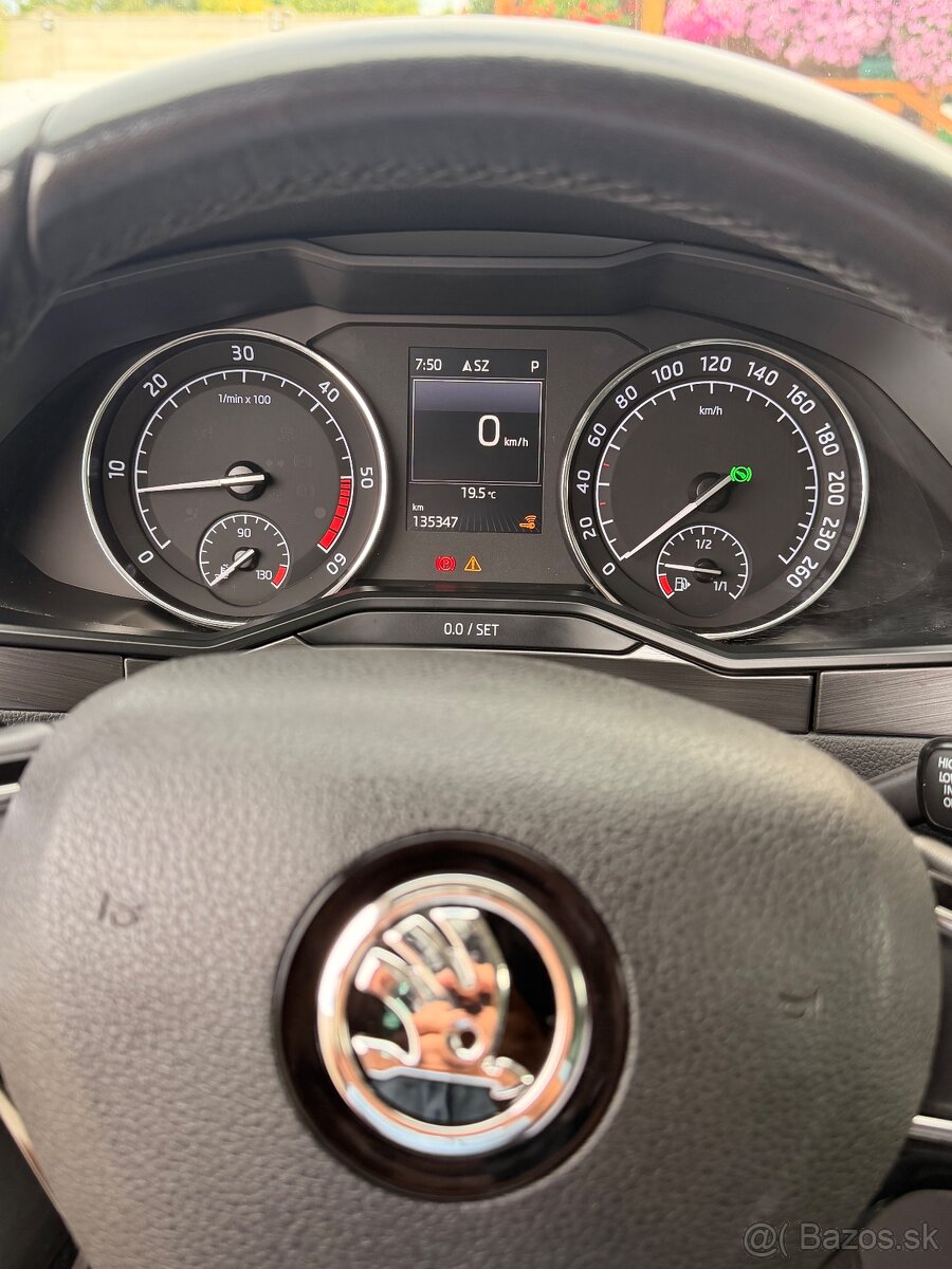 Škoda Superb Combi 2.0 TDI 110 kW DSG - 12