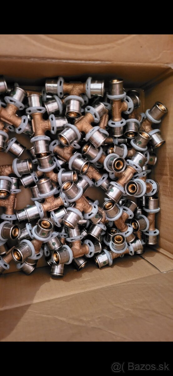 VIEGA medené kolená lisovky - 12