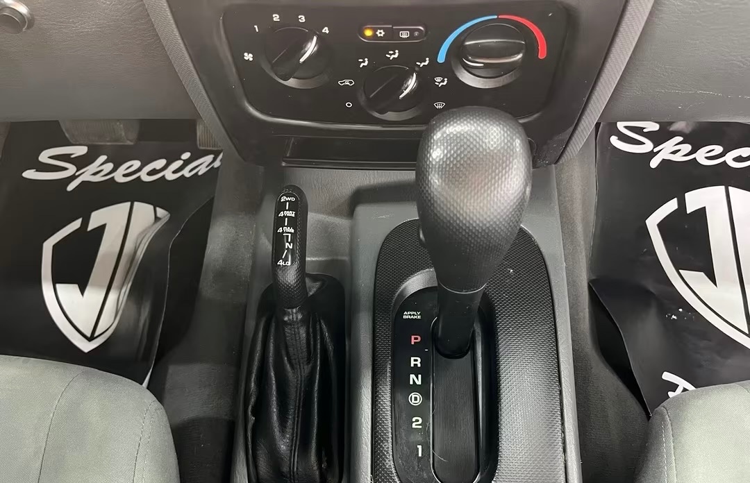 JEEP CHEROKEE 2.8 CRD SPORT - 12