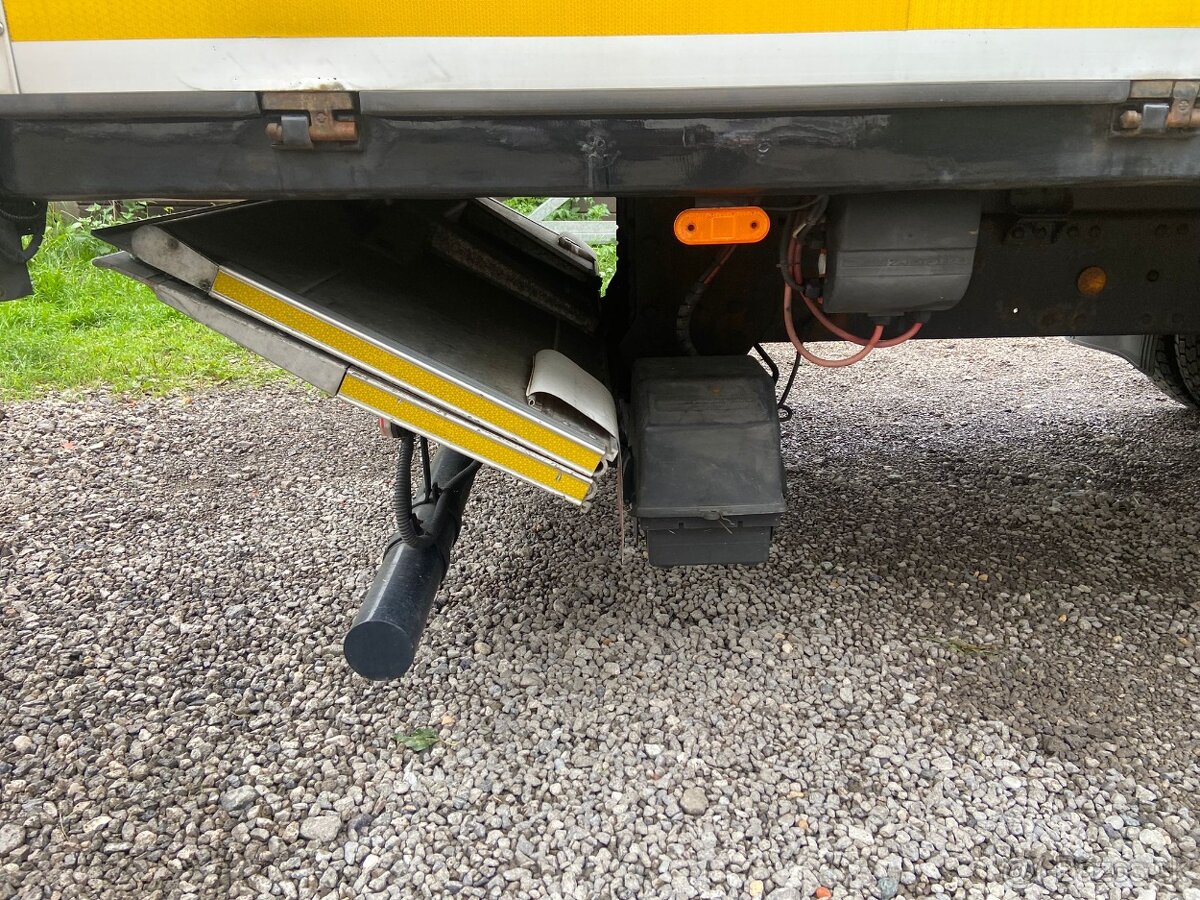 Iveco Eurocargo 120E25, Euro 5, čelo - 12