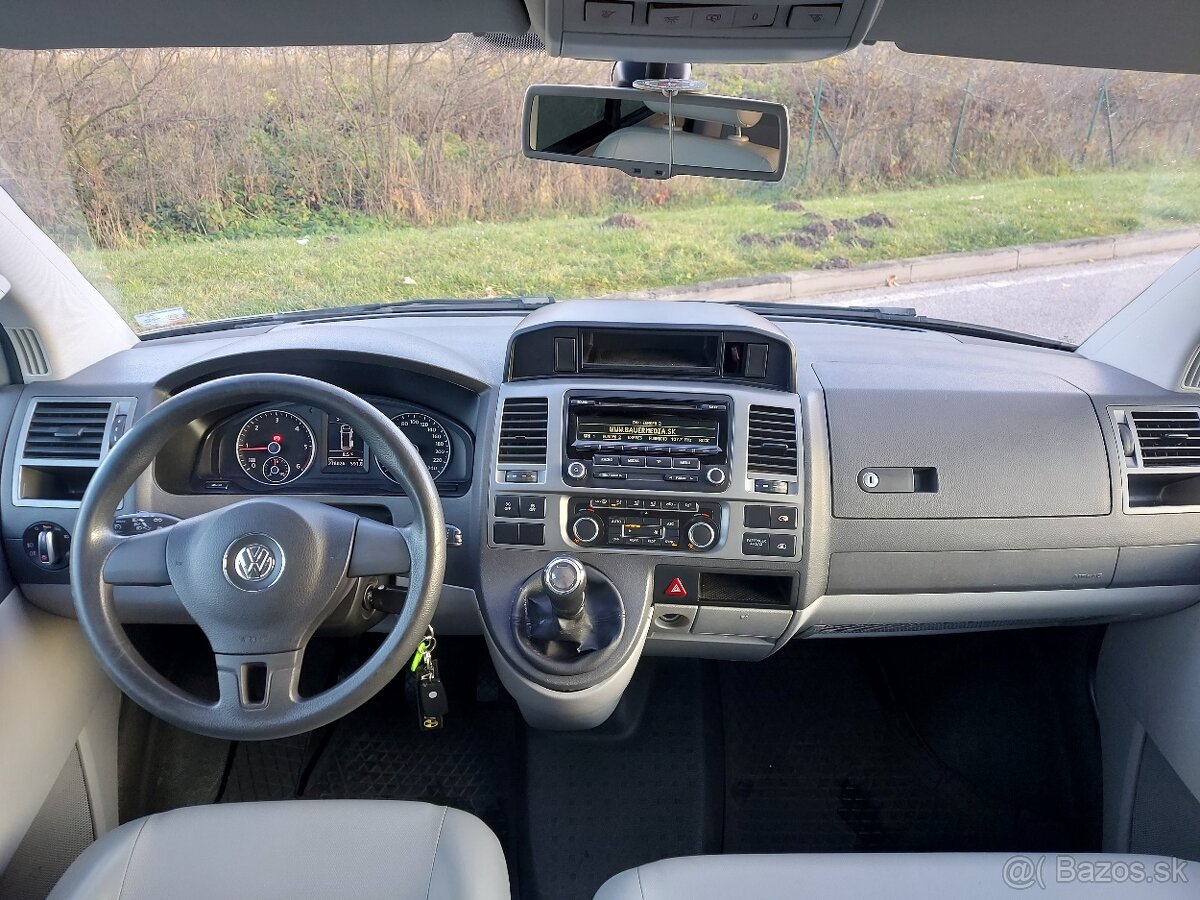 Volkswagen Caravelle 2.0 TDI LR Comfortline 4Motion, 9 miest - 12