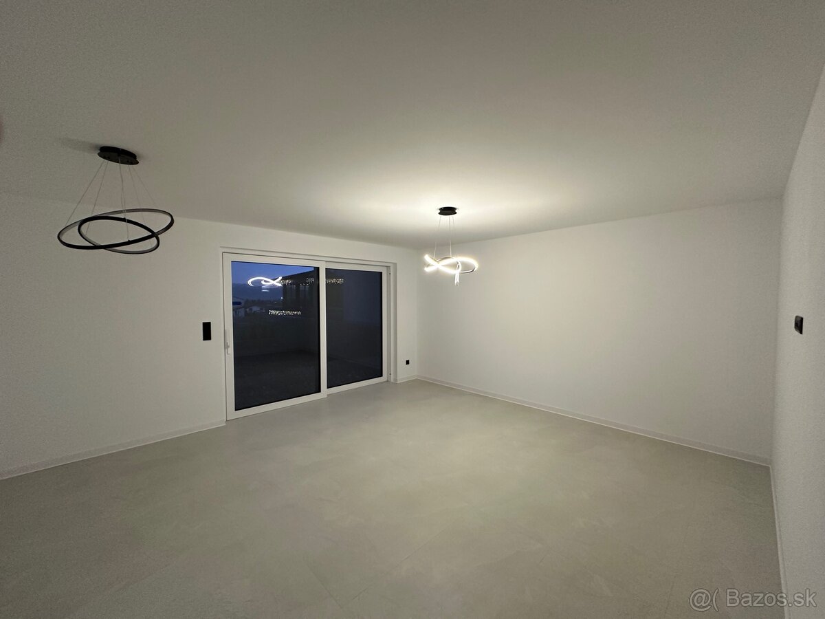 RABČA - predaj domu blízko centra - 12