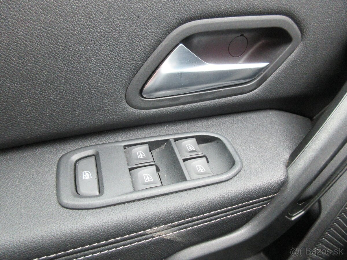 Dacia Duster 1.3 TCe 150 Extreme 4x4 - 12