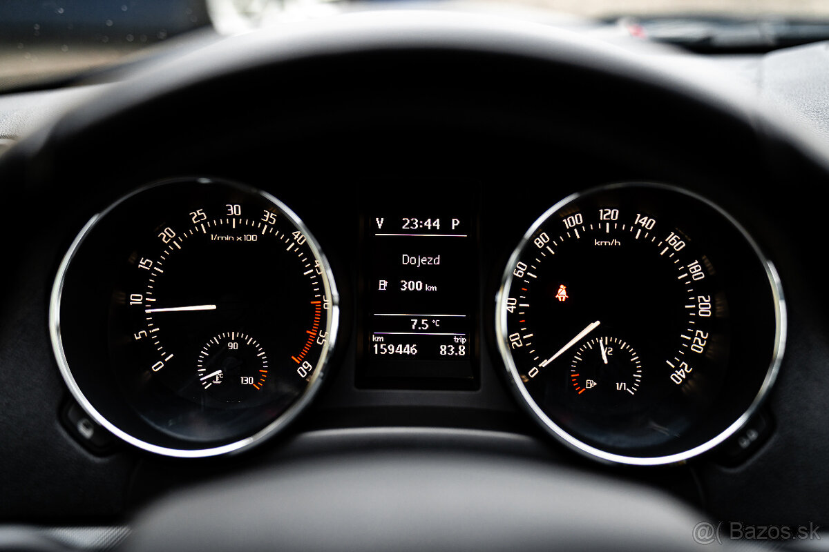 Škoda Yeti 2.0 TDI 140k 4x4 Elegance DSG - 12