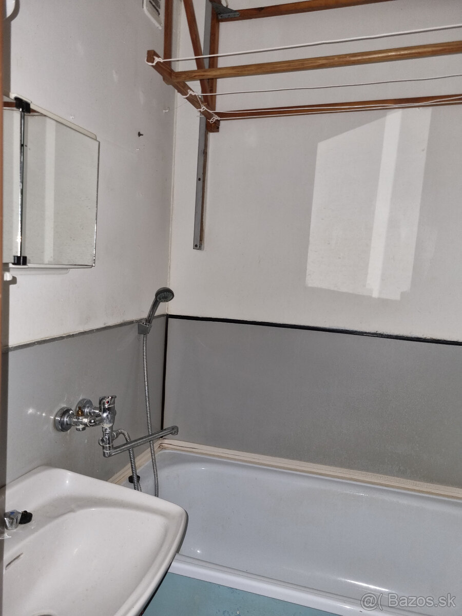 3 IZBOVÝ TEHLOVÝ BYT s BALKÓNOM +GARÁŽ -BREZOVÁ p.B. -MYJAVA - 12