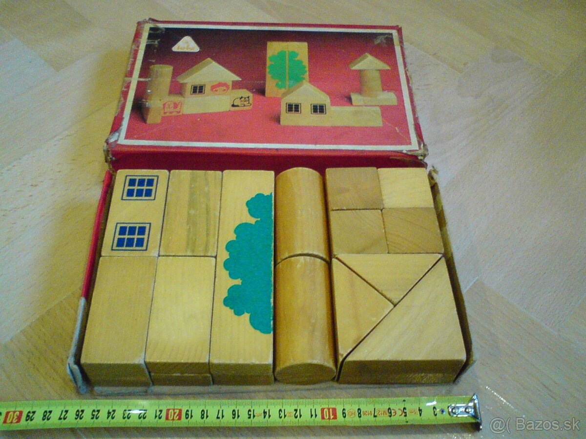 Kocky a stavebnice - 12