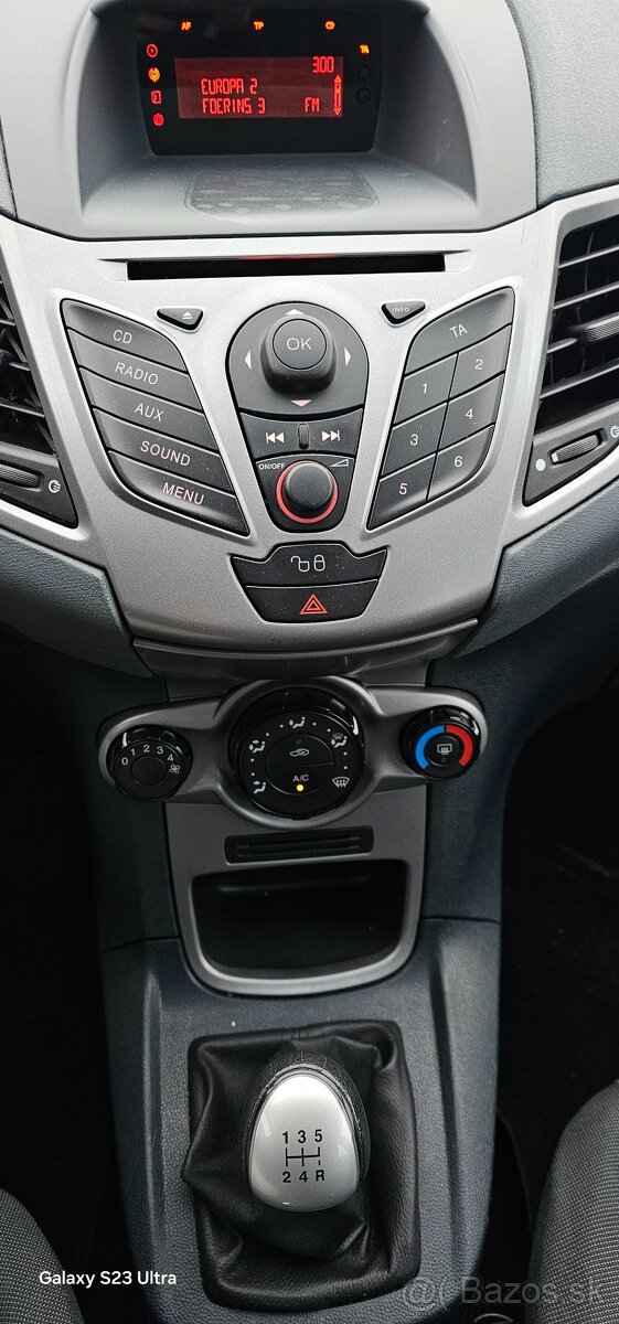 Ford Fiesta 1.25i Duratec - 12