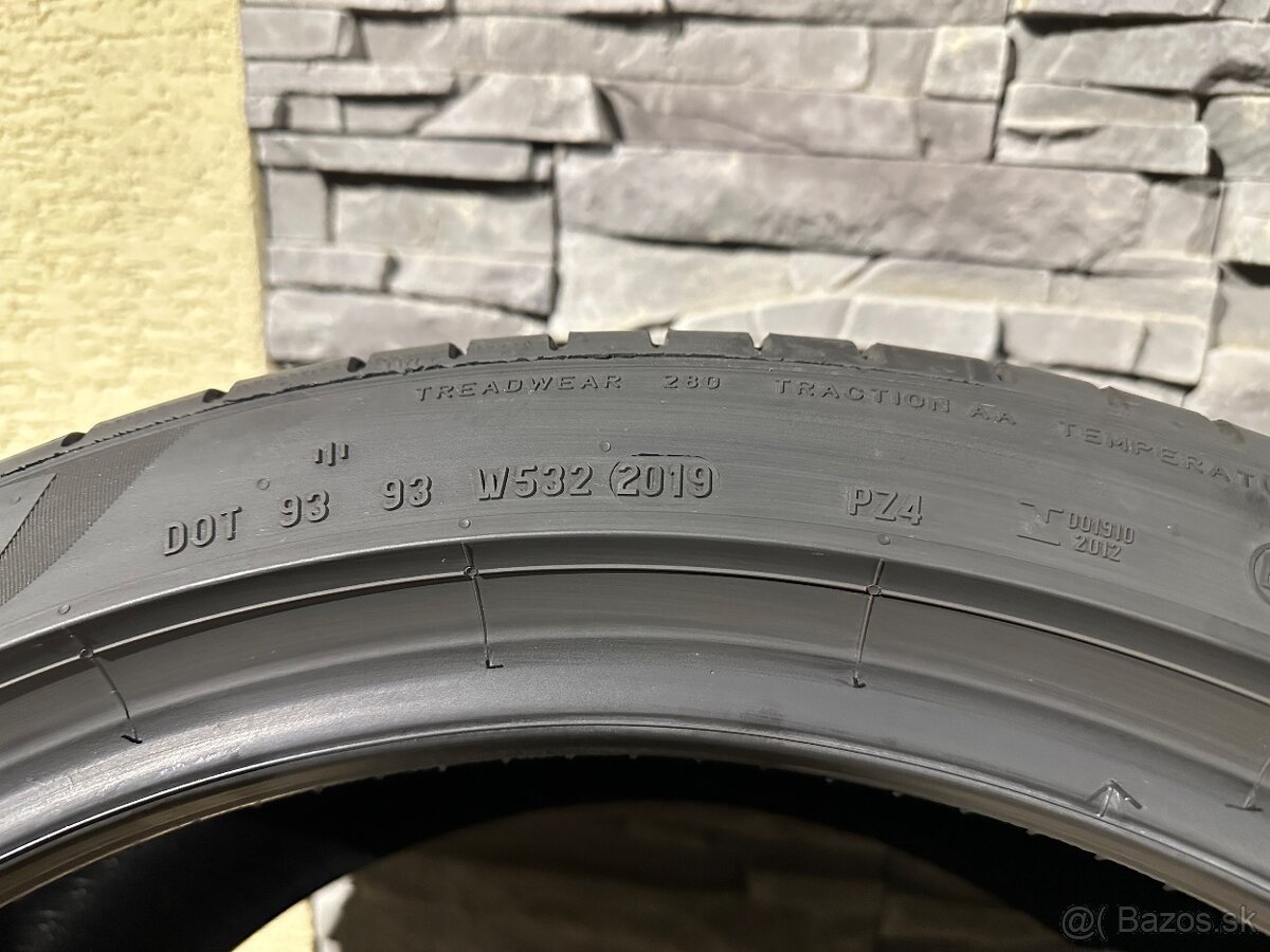 245/40 R19 94W letné PIRELLI PZERO - 12