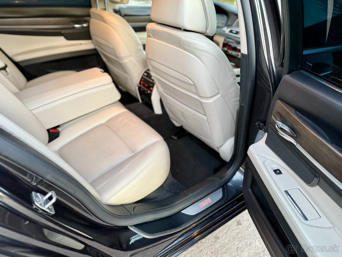 BMW Rad 7 750D xDrive Individual - 12