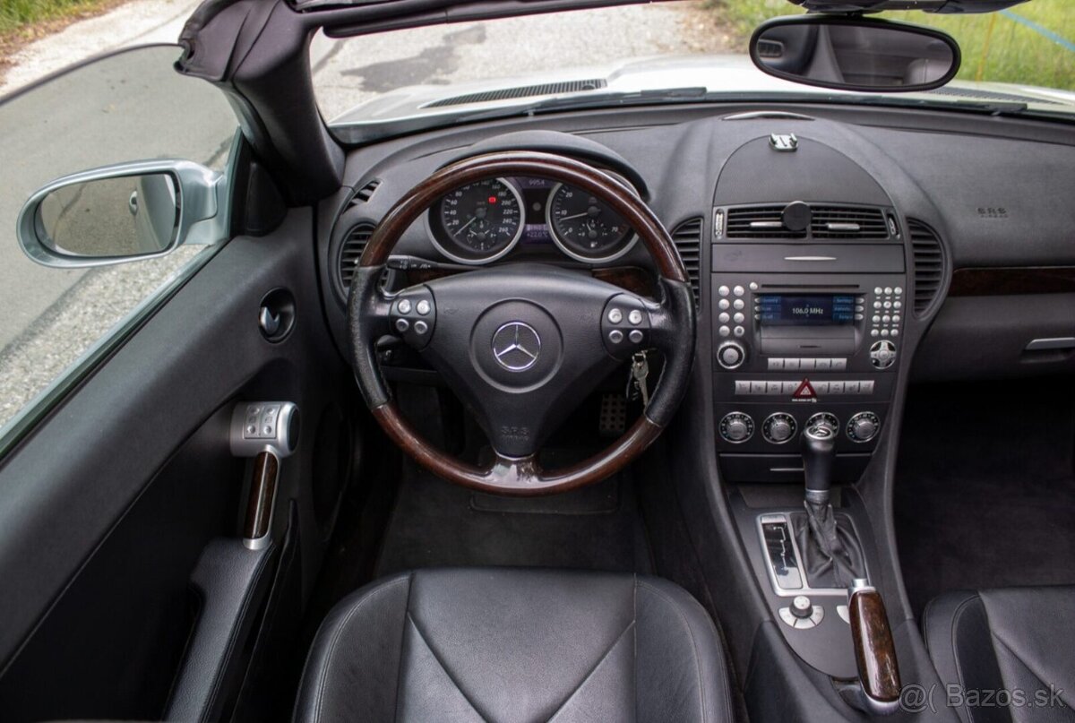 Mercedes-Benz SLK 350 - 12